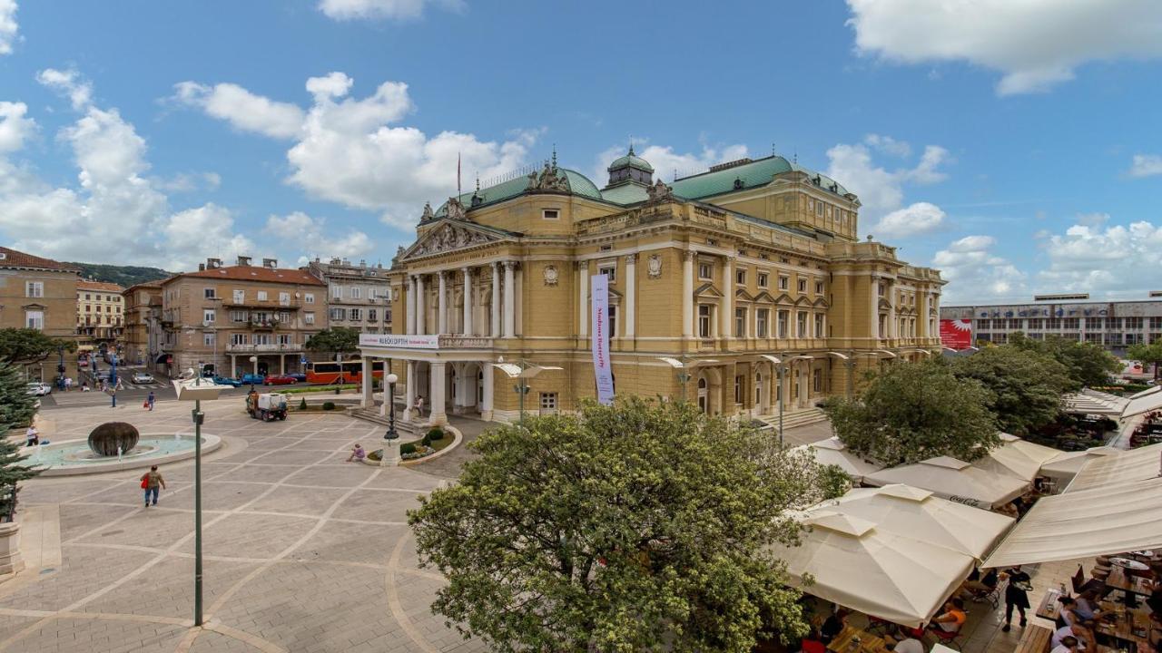 Apartments Art Teatro Rijeka Exterior foto